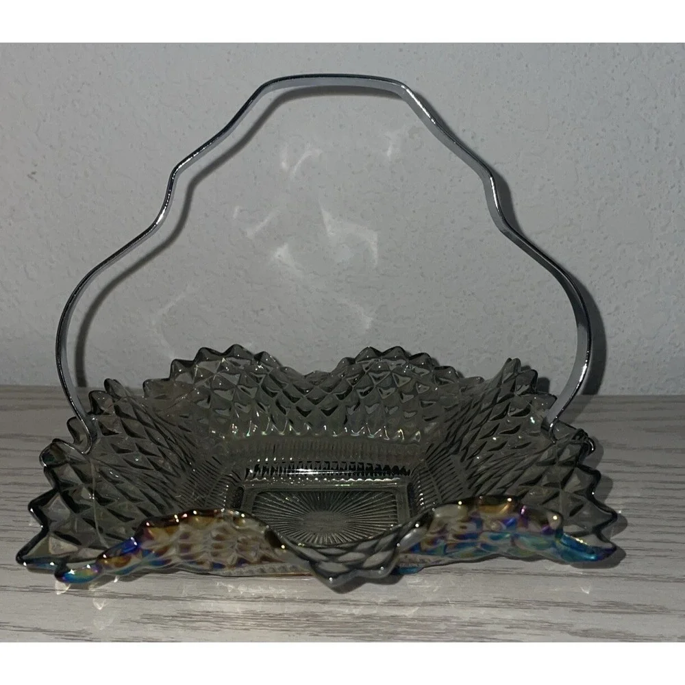 VINTAGE Indiana Glass‎ Candy Dish Square Wrippled Wavy Sides & Metal Handle